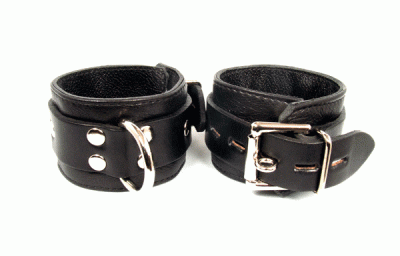 Aslan Jaguar Cuffs