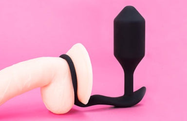 Snug and Plug shown on a dildo 
